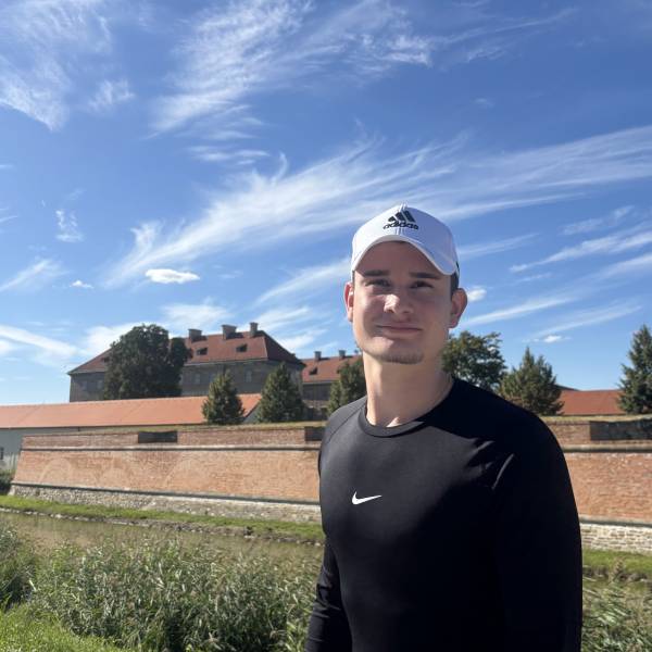 Štefan P.